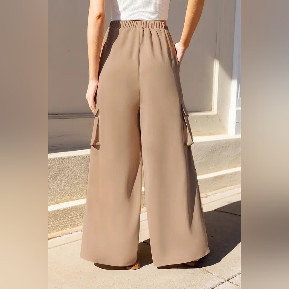 NWT Cupshe Elastic Waist Wide Leg Cargo Pants, Color Tan Size S - Picture 4 of 16